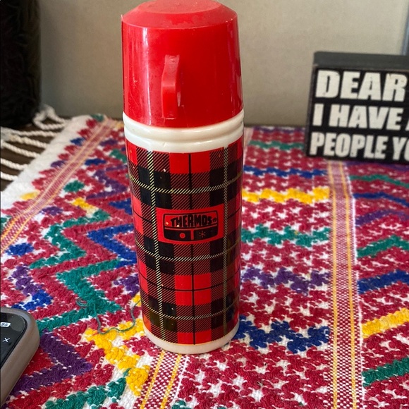 AVON COLLECTIBLE Thermos - Picture 1 of 8